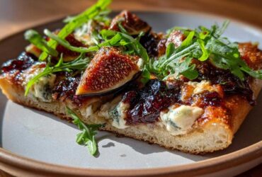 Blue Cheese & Fig Flatbread