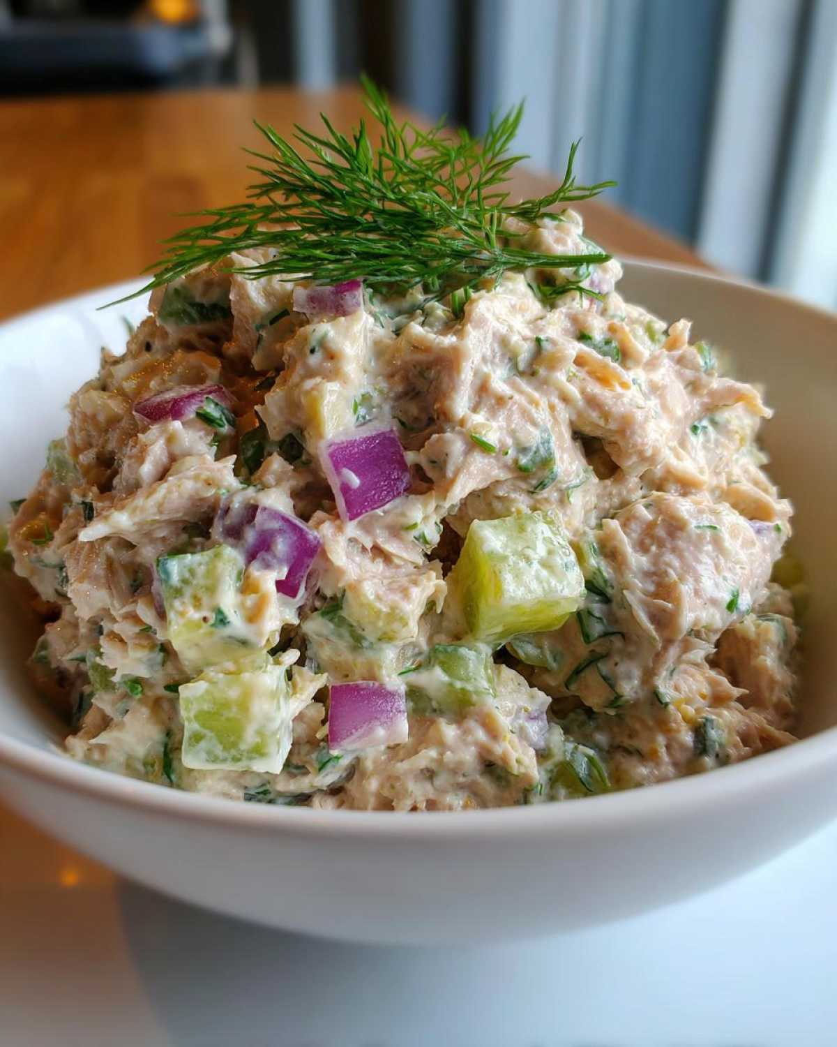 Greek yogurt tuna salad - detail 1