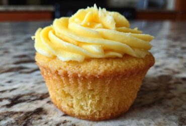 Lemon Vanilla Cupcakes