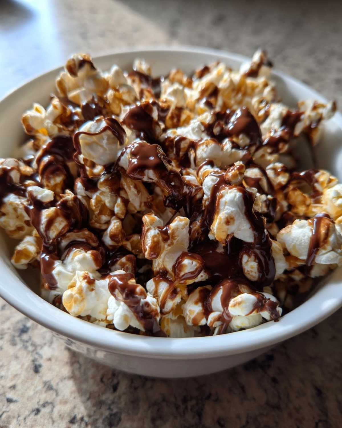 Mocha Drizzle Popcorn - detail 1