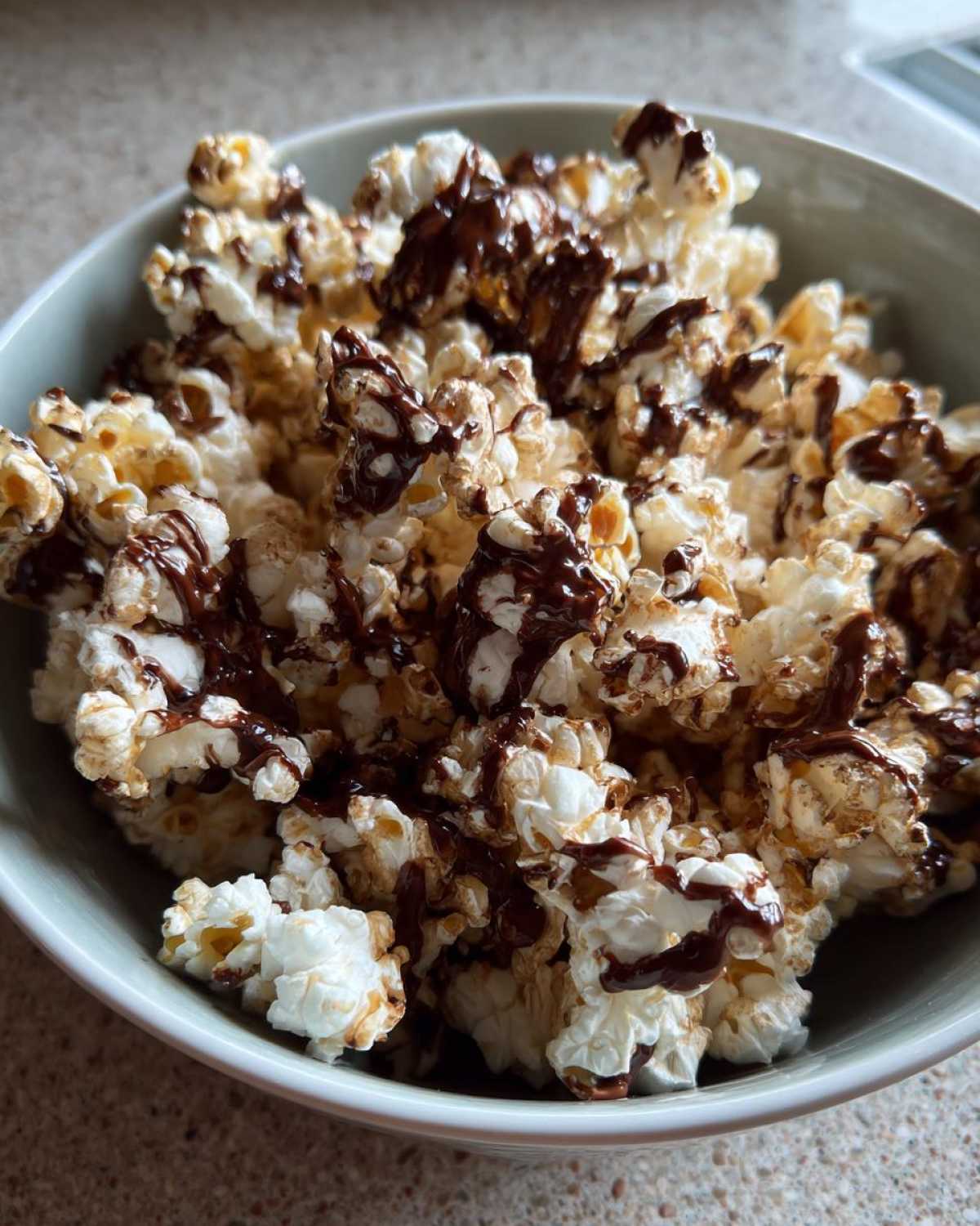 Mocha Drizzle Popcorn - detail 2