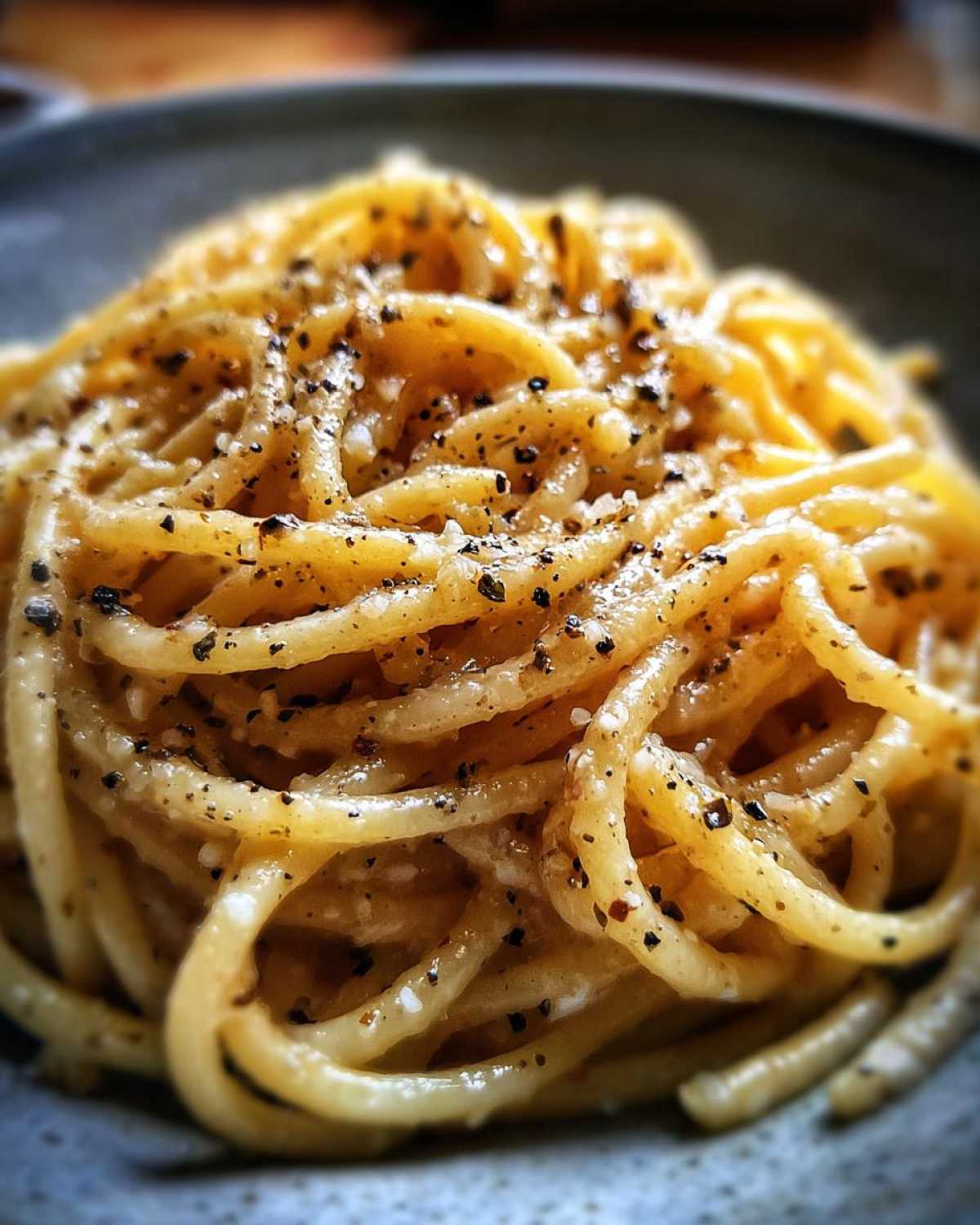 Spaghetti Cacio e Pepe - detail 2