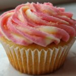 Strawberry Lemonade Cupcakes