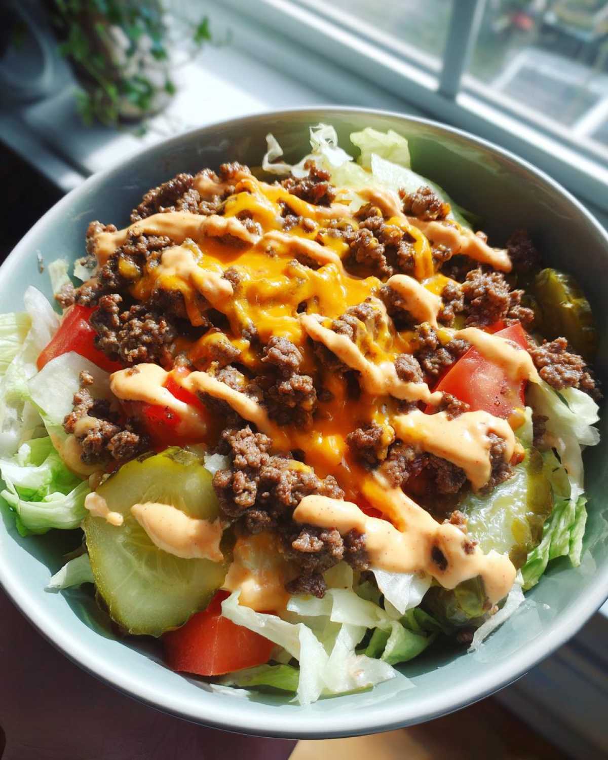 Big Mac Salad (Keto) - detail 1