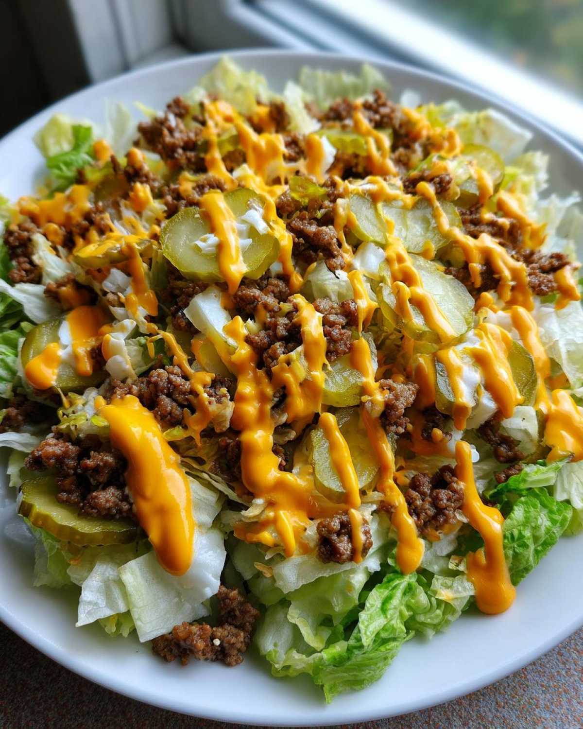 Big Mac Salad (Keto) - detail 1