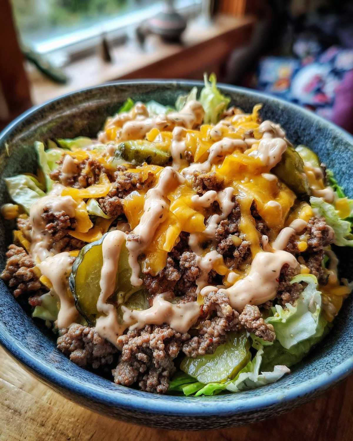 Big Mac Salad (Keto) - detail 4