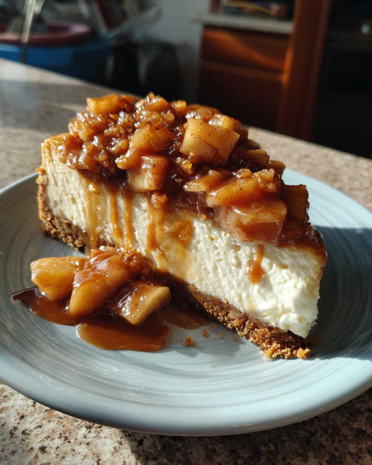 Caramel Apple Cheesecake - detail 2