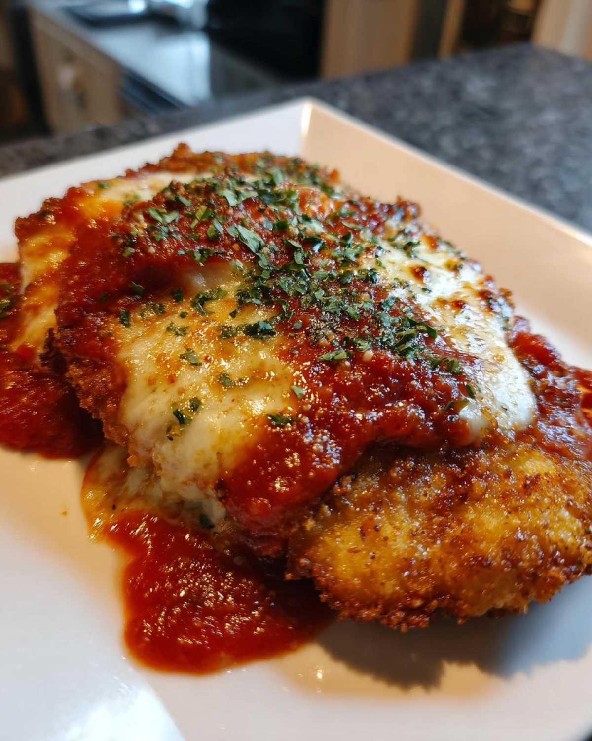 Classic Chicken Parmesan - detail 2
