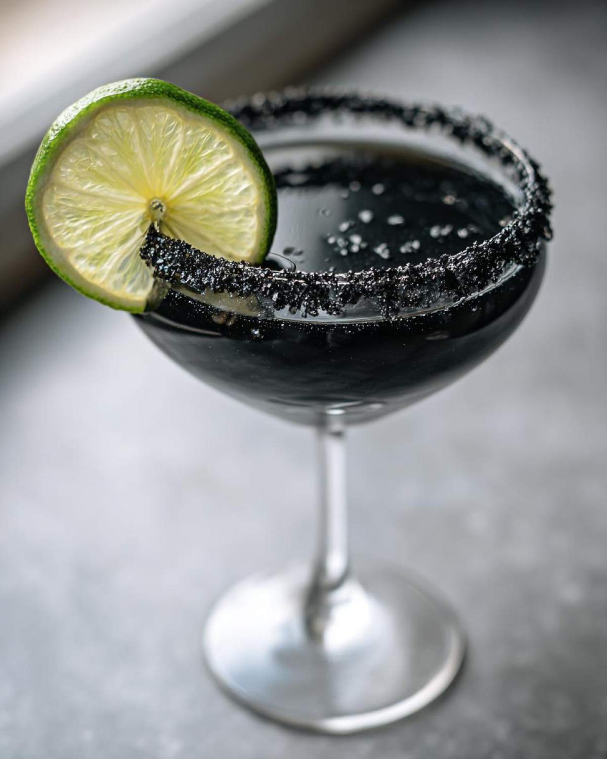 Black Magic Halloween Cocktail (Adults-Only Potion) - detail 3