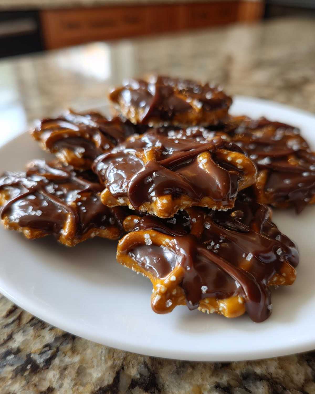 Chocolate Caramel Pretzel Turtles (Easy 3-Ingredient Candy) - detail 1