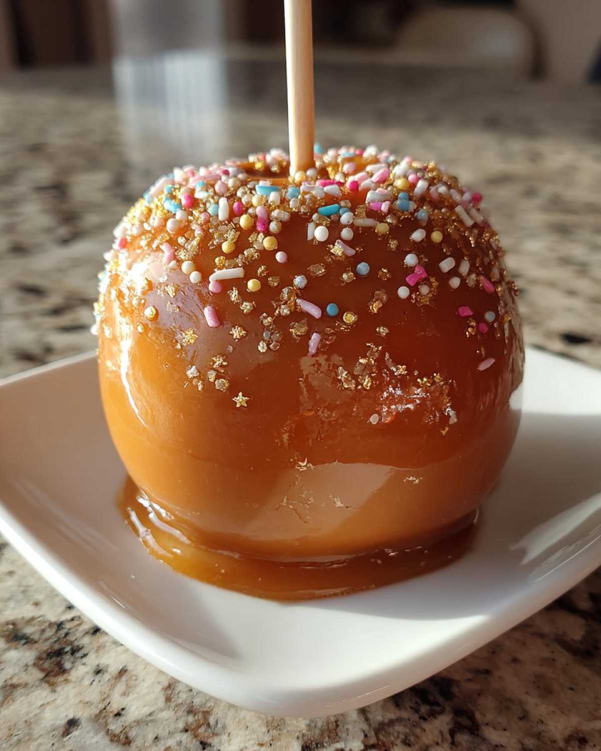 Homemade Caramel Apples (Fun Fall Treat) - detail 3