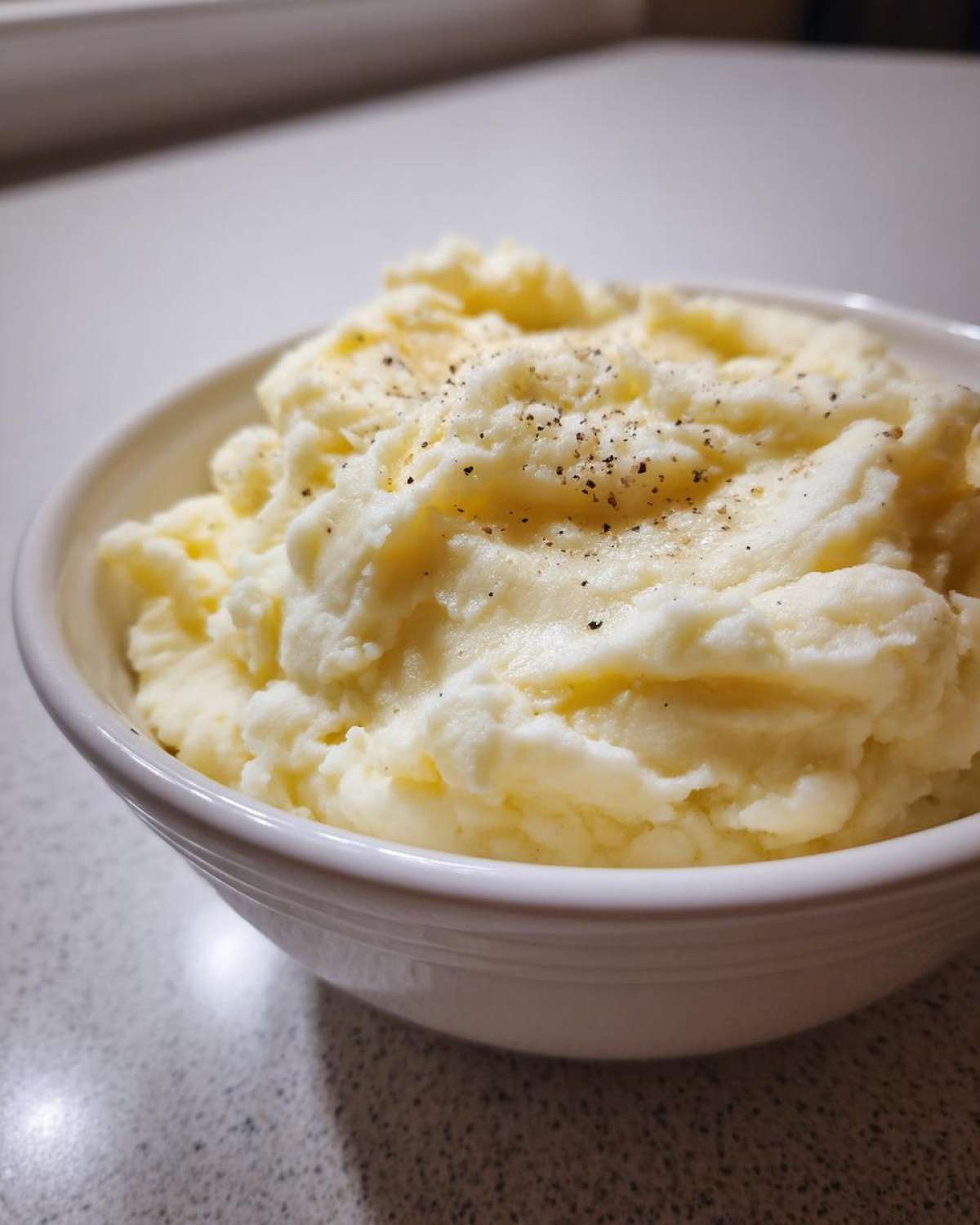 Make-Ahead Mashed Potatoes (Thanksgiving Dinner Time-Saver) - detail 4