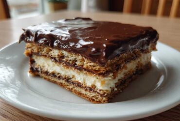 No-Bake Chocolate Eclair Cake (Retro Icebox Dessert)