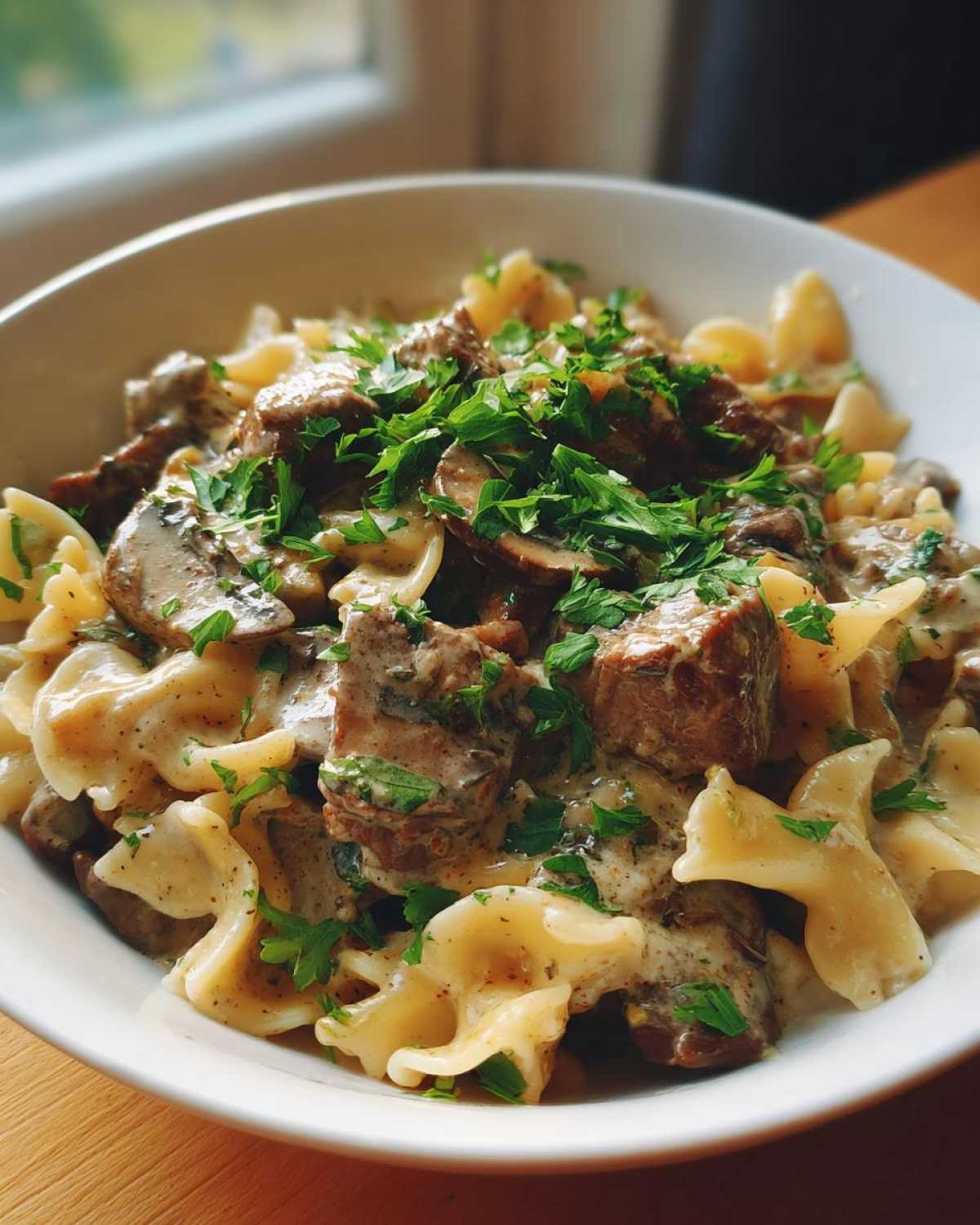 One-Pot Beef Stroganoff (30-Minute Comfort Classic) - detail 2