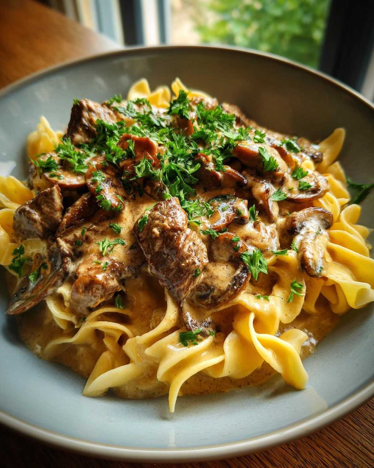 One-Pot Beef Stroganoff (30-Minute Comfort Classic) - detail 3