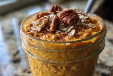 Pumpkin Pie Overnight Oats (Dessert for Breakfast!)