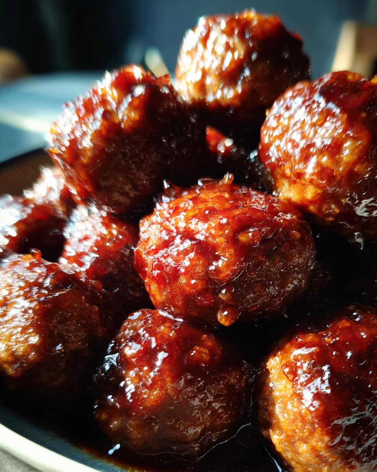 Slow Cooker Honey Garlic Meatballs (Set & Forget Dinner) - detail 3
