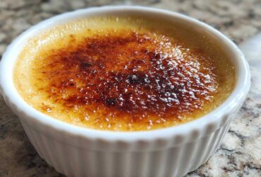 Vanilla Crème Brûlée (5-Ingredient Gourmet Indulgence)