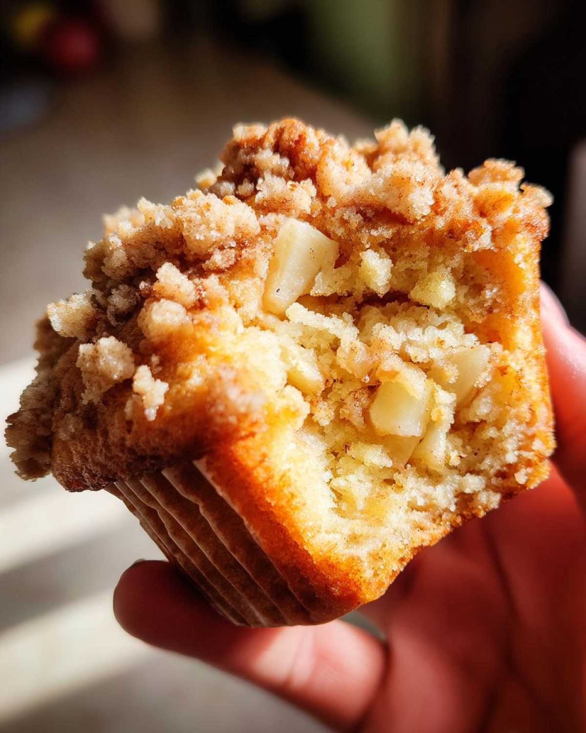 Apple Cinnamon Streusel Muffins - detail 1