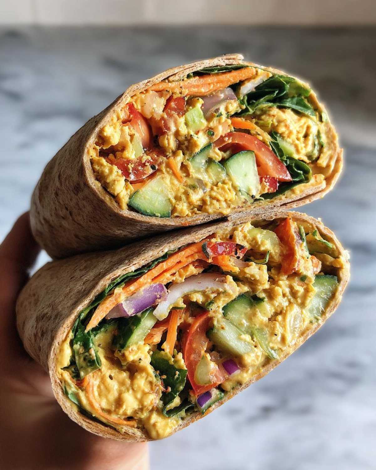 Avocado Chickpea Hummus Wrap - detail 4
