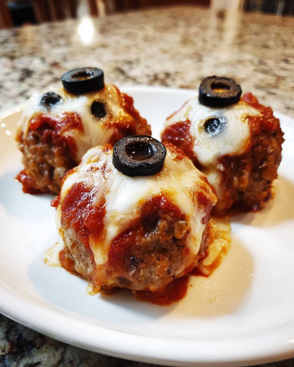 Creepy Eyeball Meatballs - detail 3