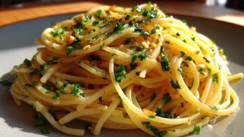 Easy Pasta Aglio e Olio