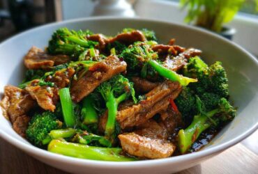 Ginger Garlic Pork Stir-Fry with Broccoli