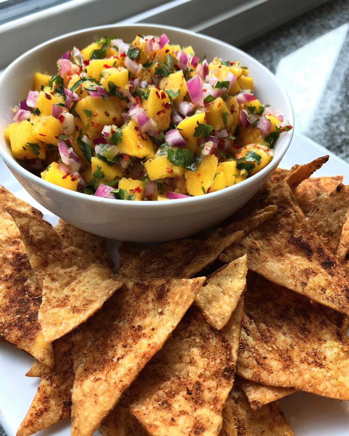 Mango Salsa with Cinnamon Chips - detail 3