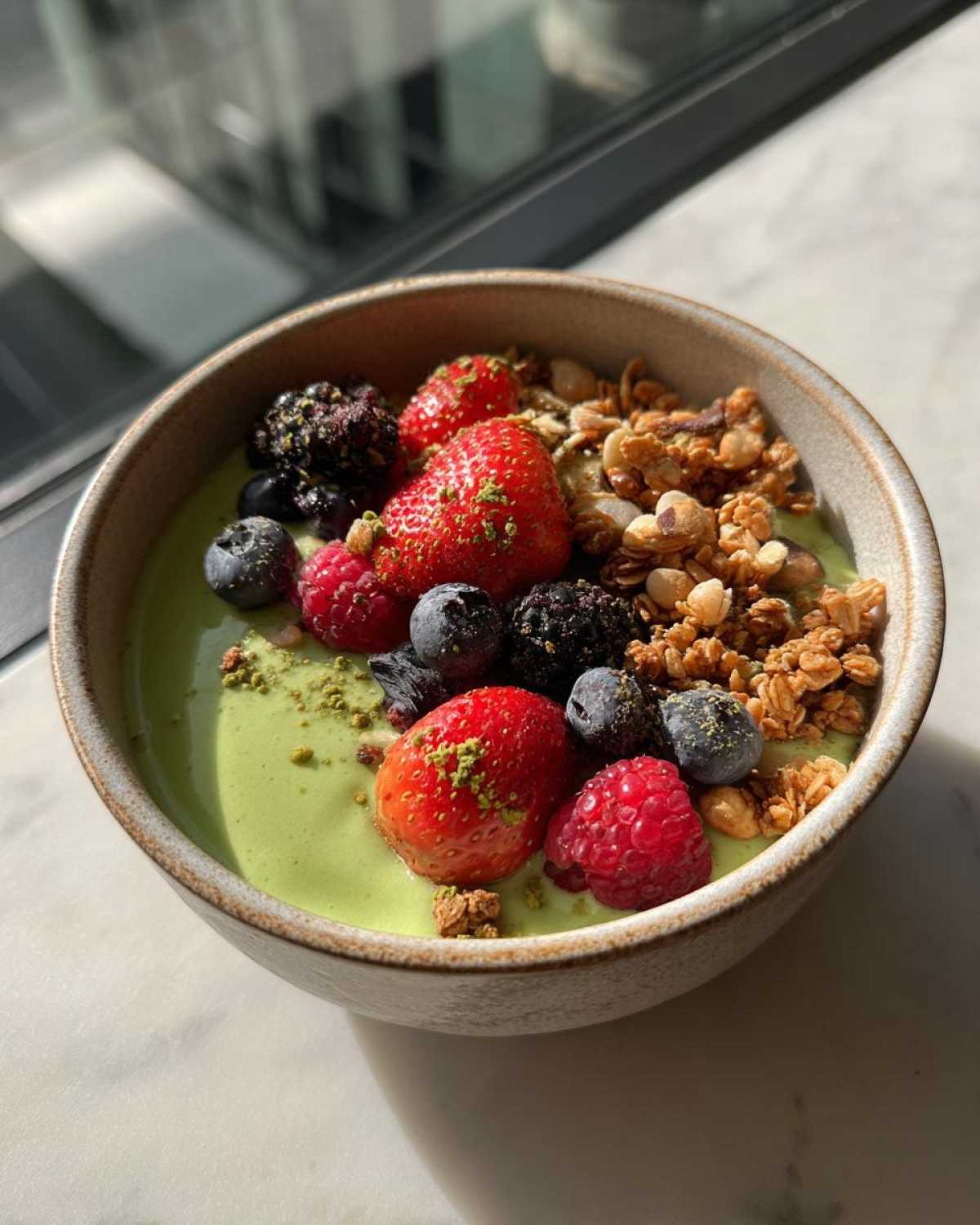 Matcha Berry Yogurt Bowl with Crunch Granola - detail 4