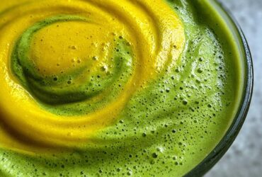 Matcha Mango Smoothie
