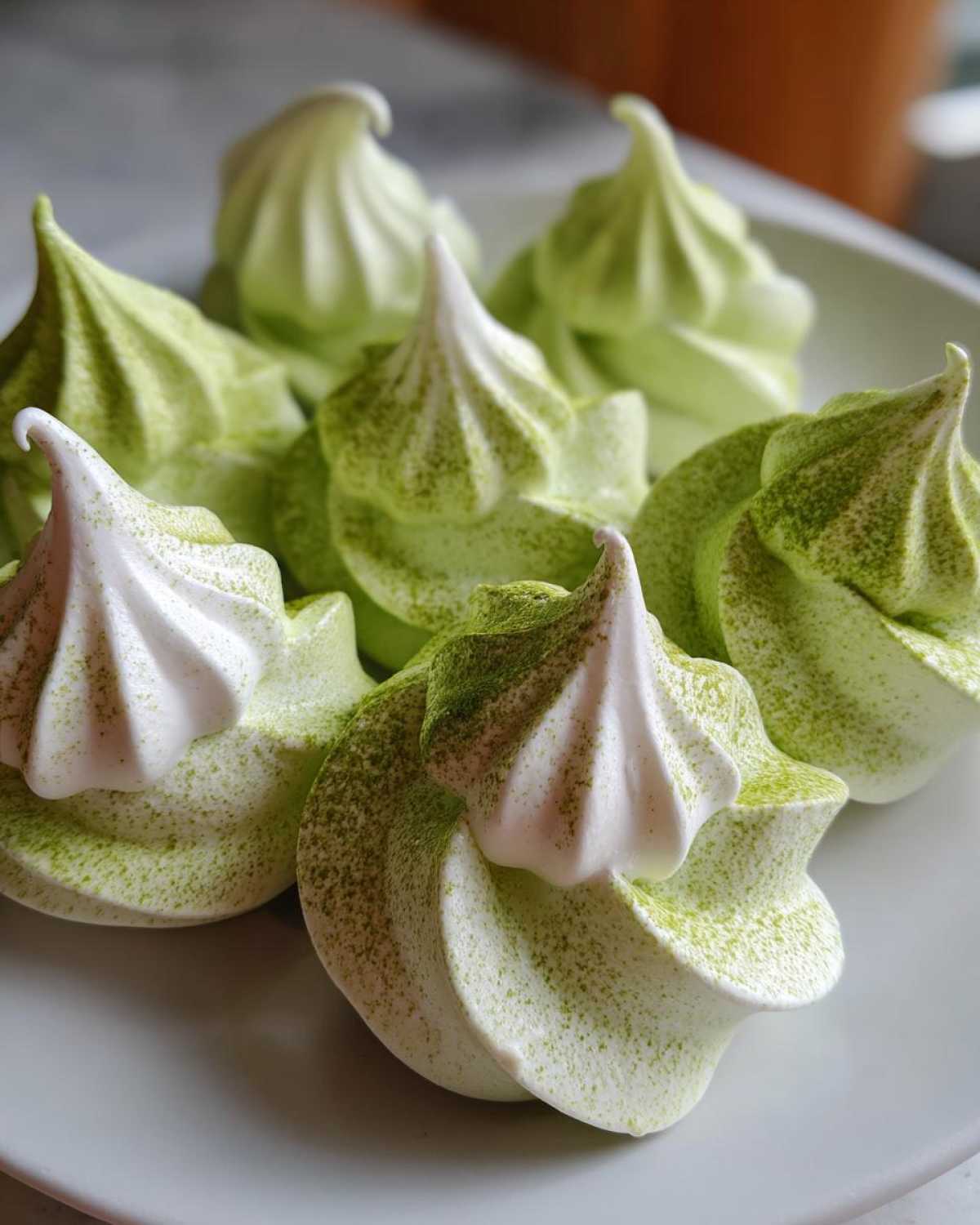 Matcha Meringue Kisses - detail 2