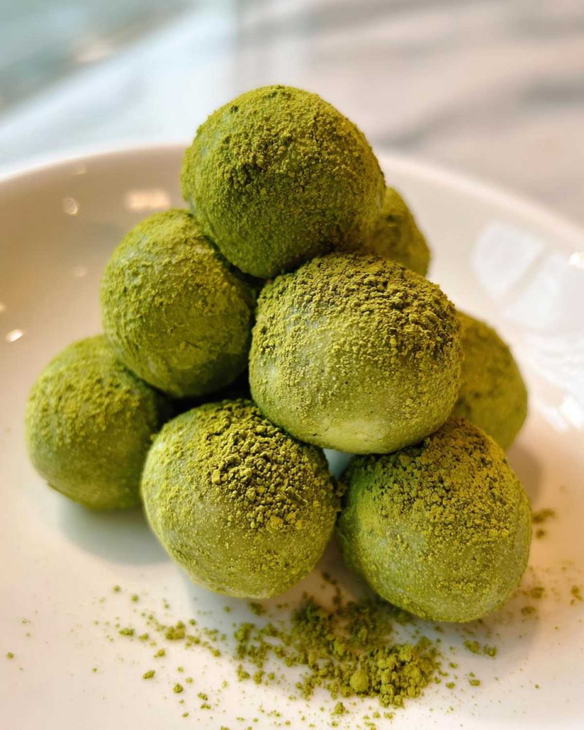 Matcha White Chocolate Truffles - detail 1