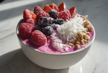 Pink Dragon Fruit Smoothie Bowl Drink