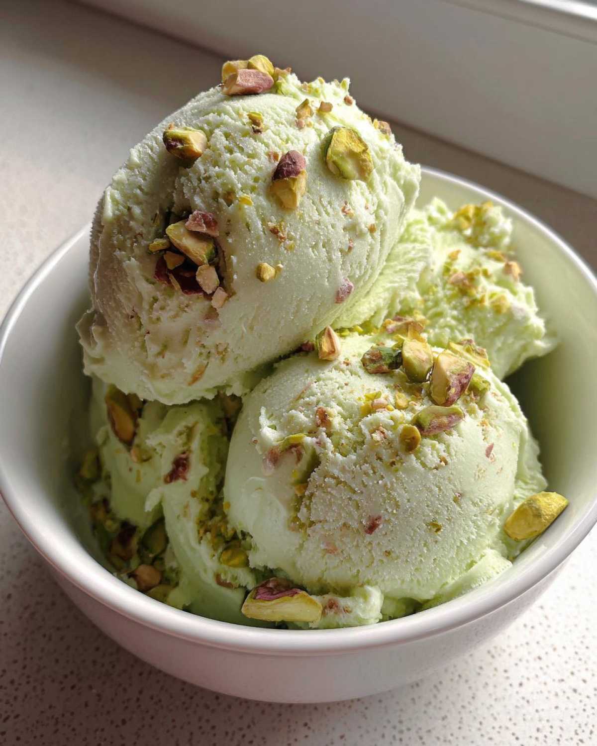 Pistachio Rosewater Ice Cream - detail 1