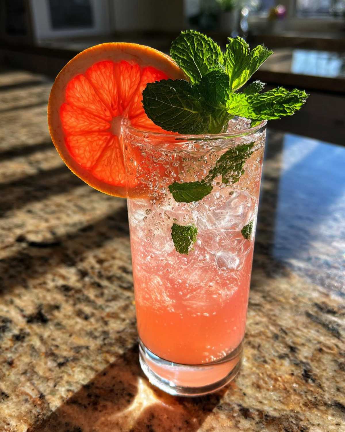 Sparkling Grapefruit Gin Spritzer - detail 3