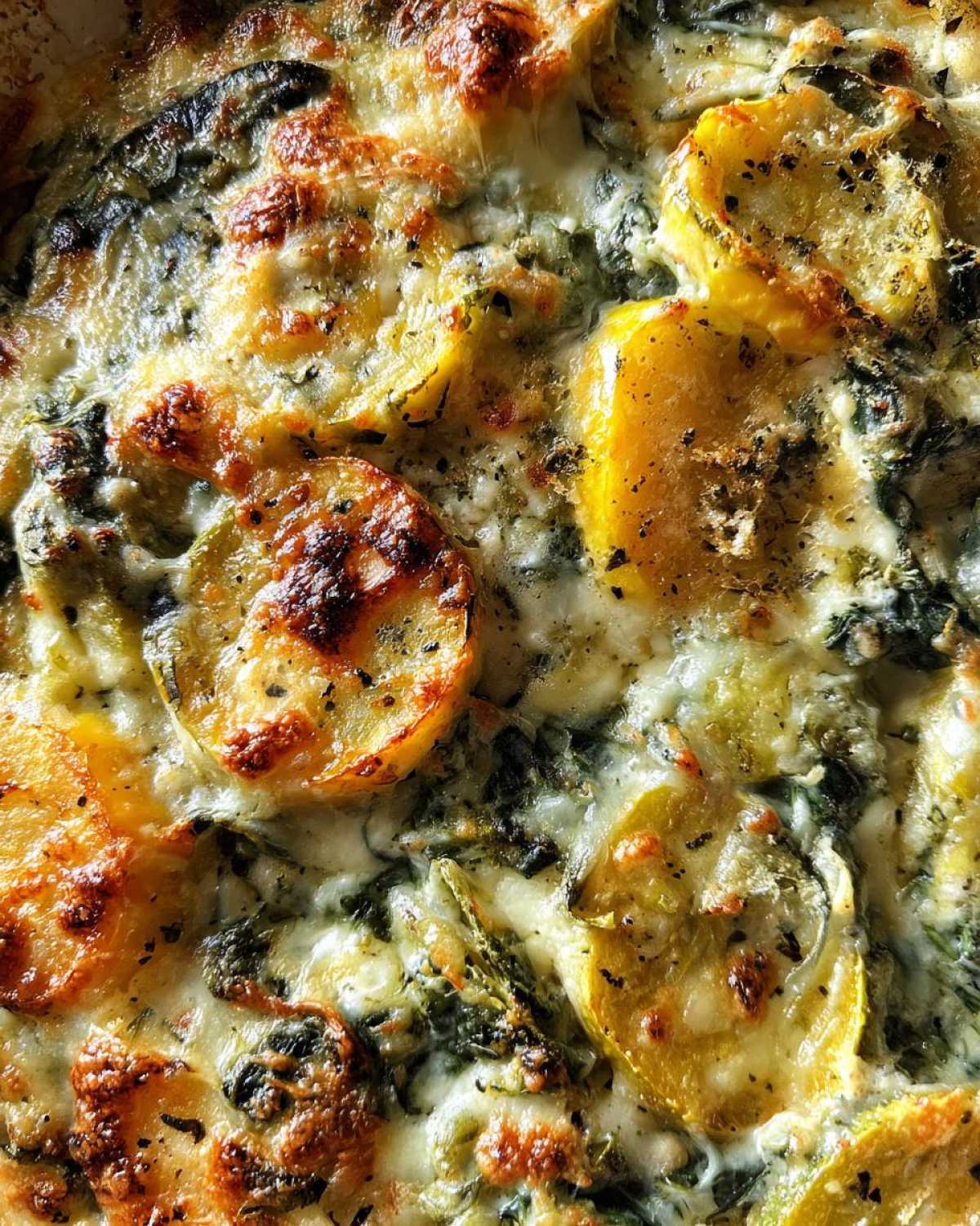 Spinach and squash casserole - detail 2