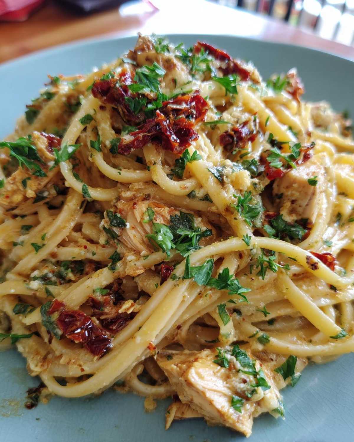 Tuscan Sun-Dried Tomato Chicken Pasta - detail 1