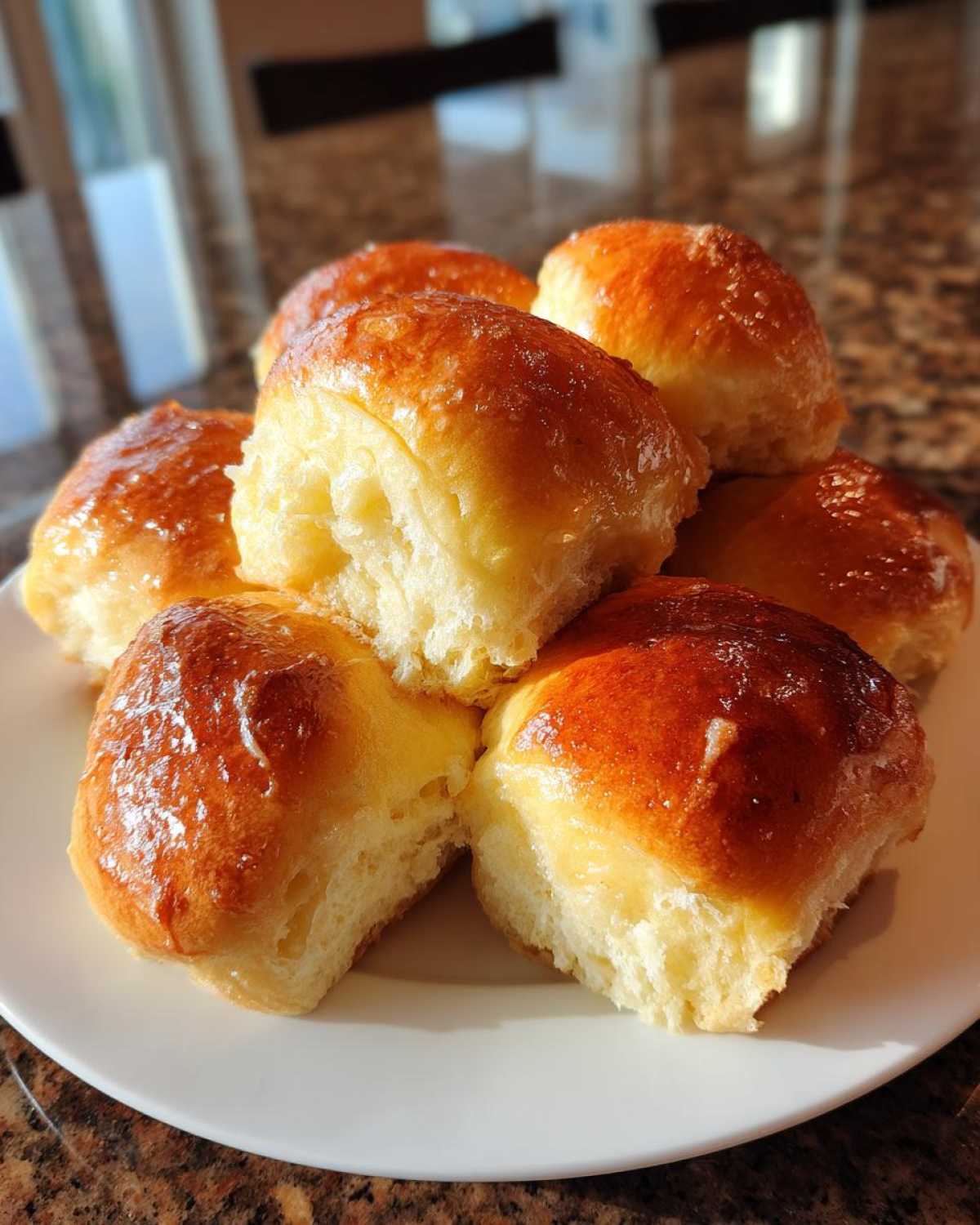 Buttery Dinner Rolls That Steal the Spotlight - detail 1