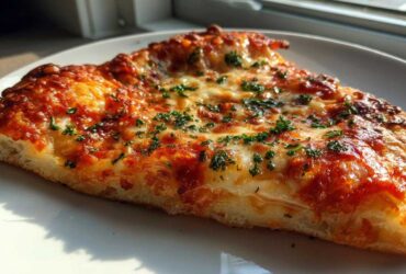 Buttery Garlic Naan Pizza