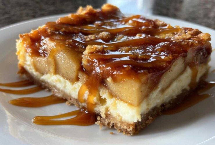 Caramel Apple Cheesecake Bars