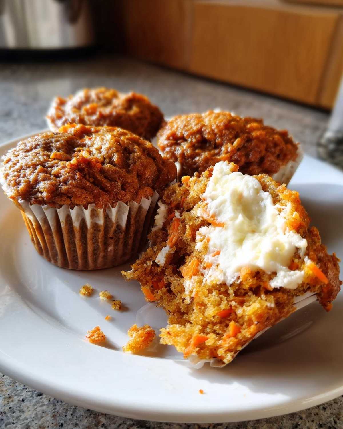 Carrot Cake Muffins with Cream Cheese Filling - detail 4