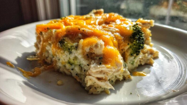 Cheesy Chicken Broccoli Rice Bake