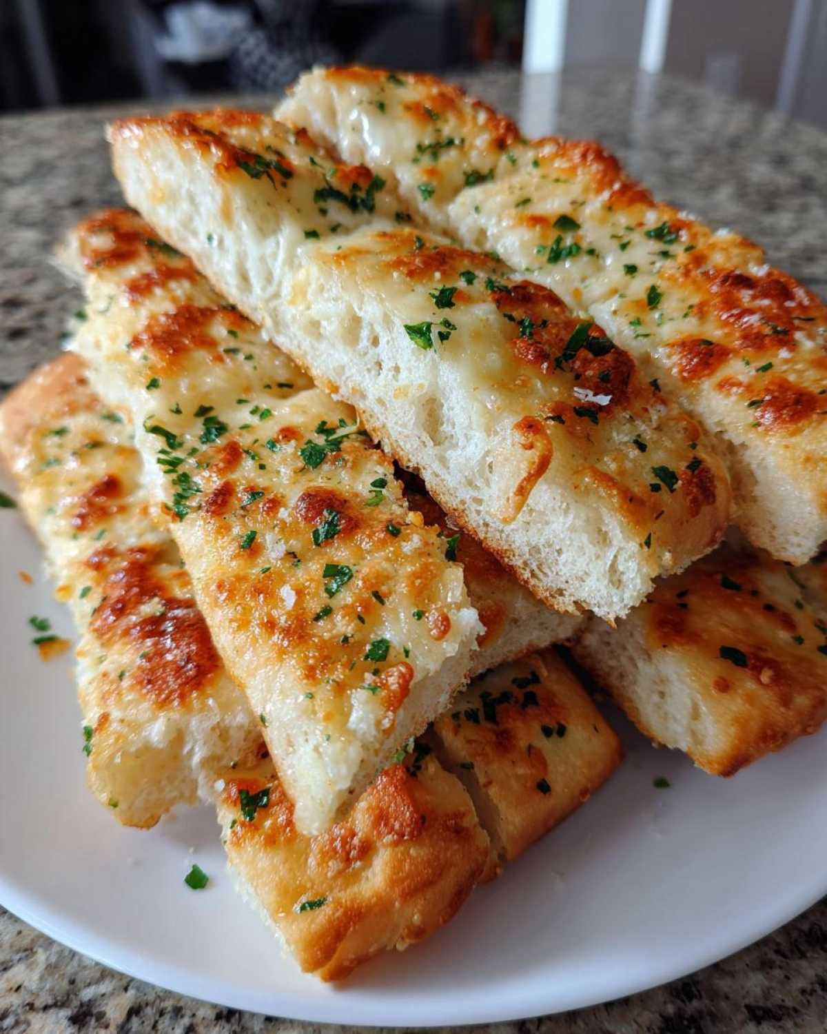 Cheesy Garlic Breadsticks - detail 2