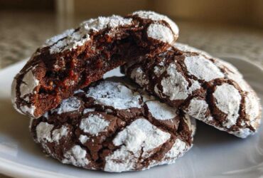 Chocolate Crinkle Cookies Santa Won’t Share