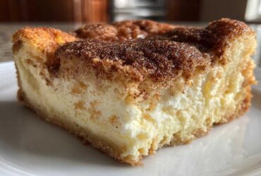 Churro Cheesecake Bars
