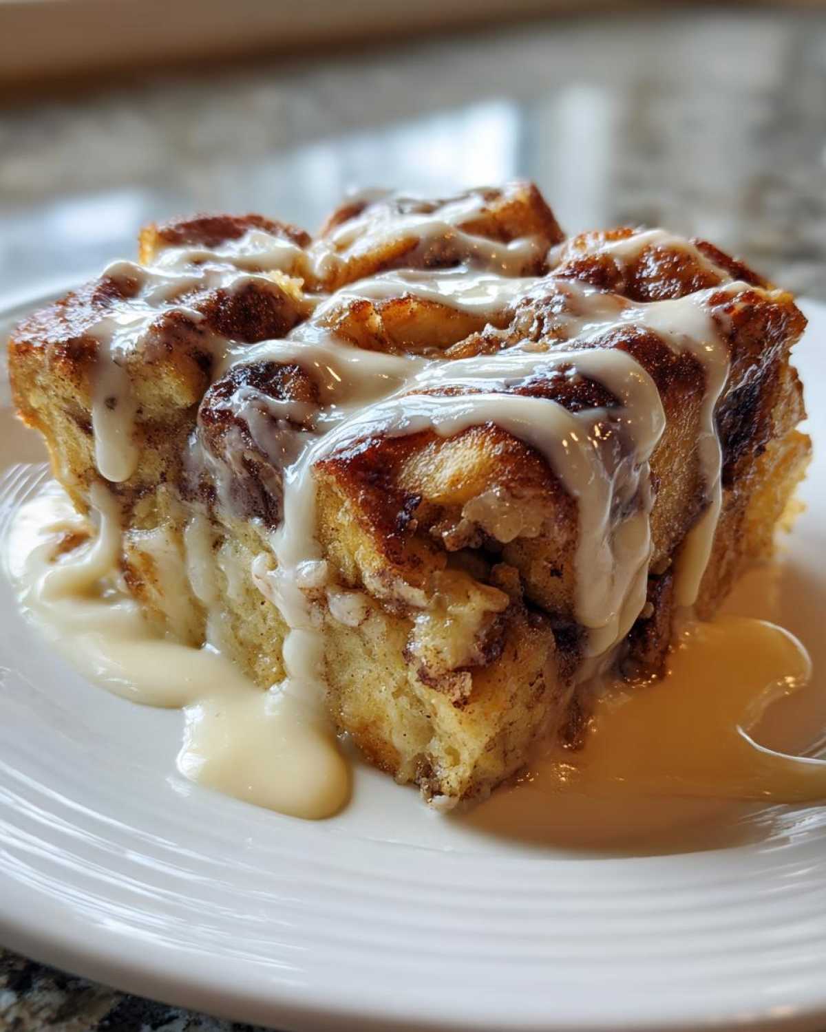 Cinnamon Roll Bread Pudding - detail 4