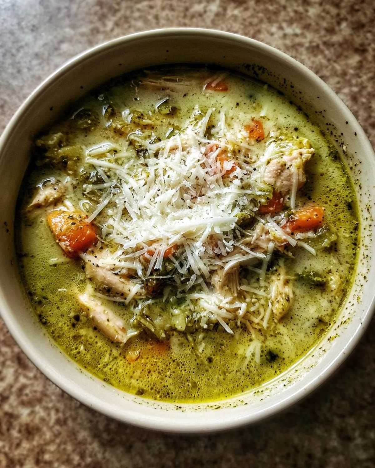 Creamy Chicken Pesto Soup - detail 3