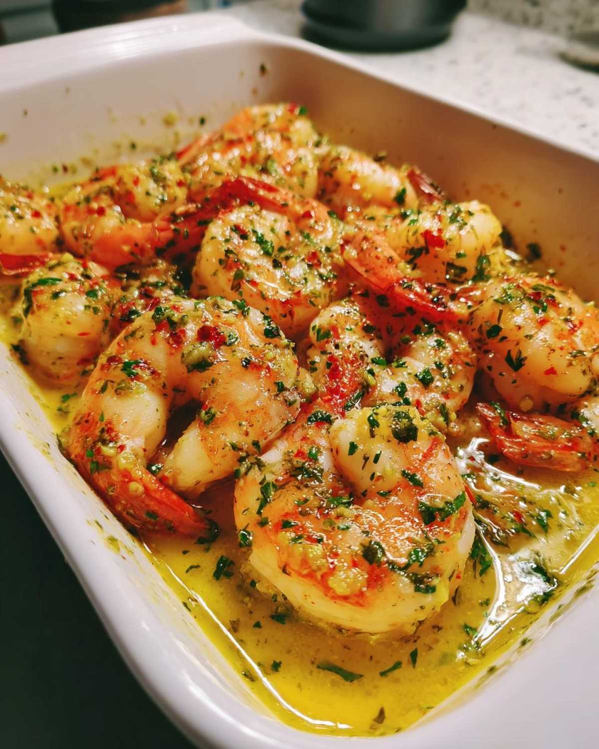 Garlic Butter Shrimp Scampi Bake - detail 4