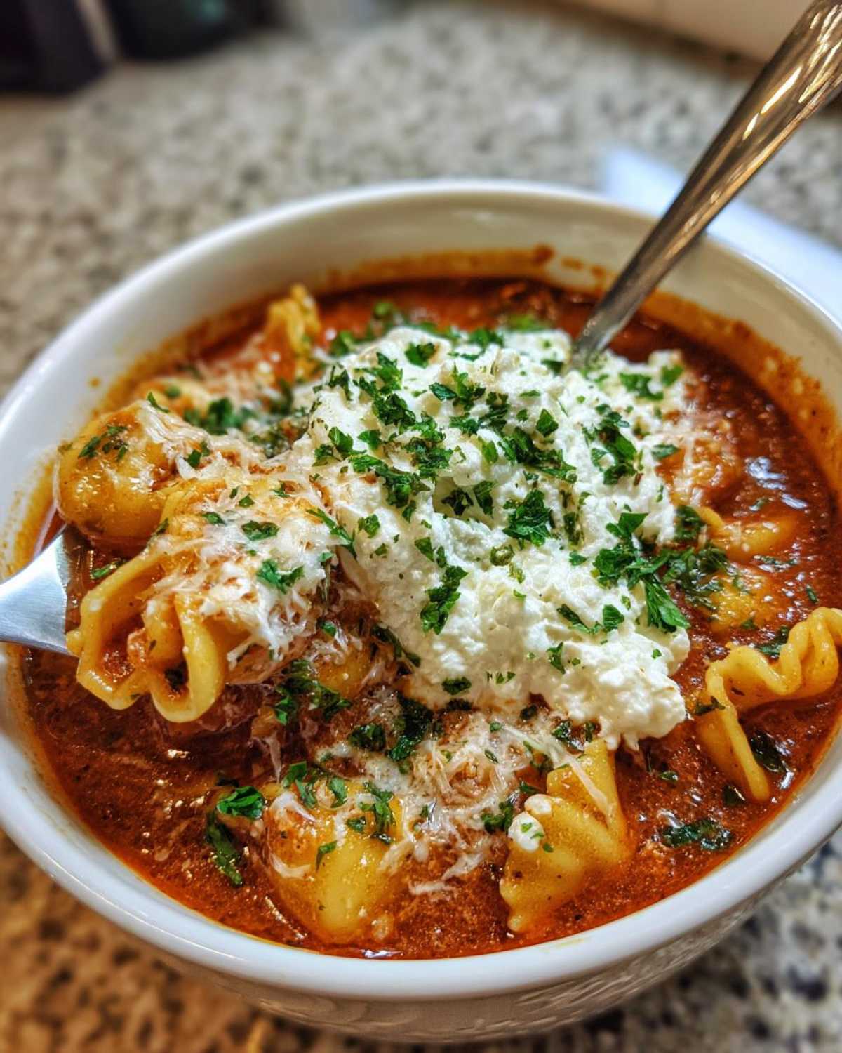 Lazy Lasagna Soup for One-Pot Comfort - detail 2