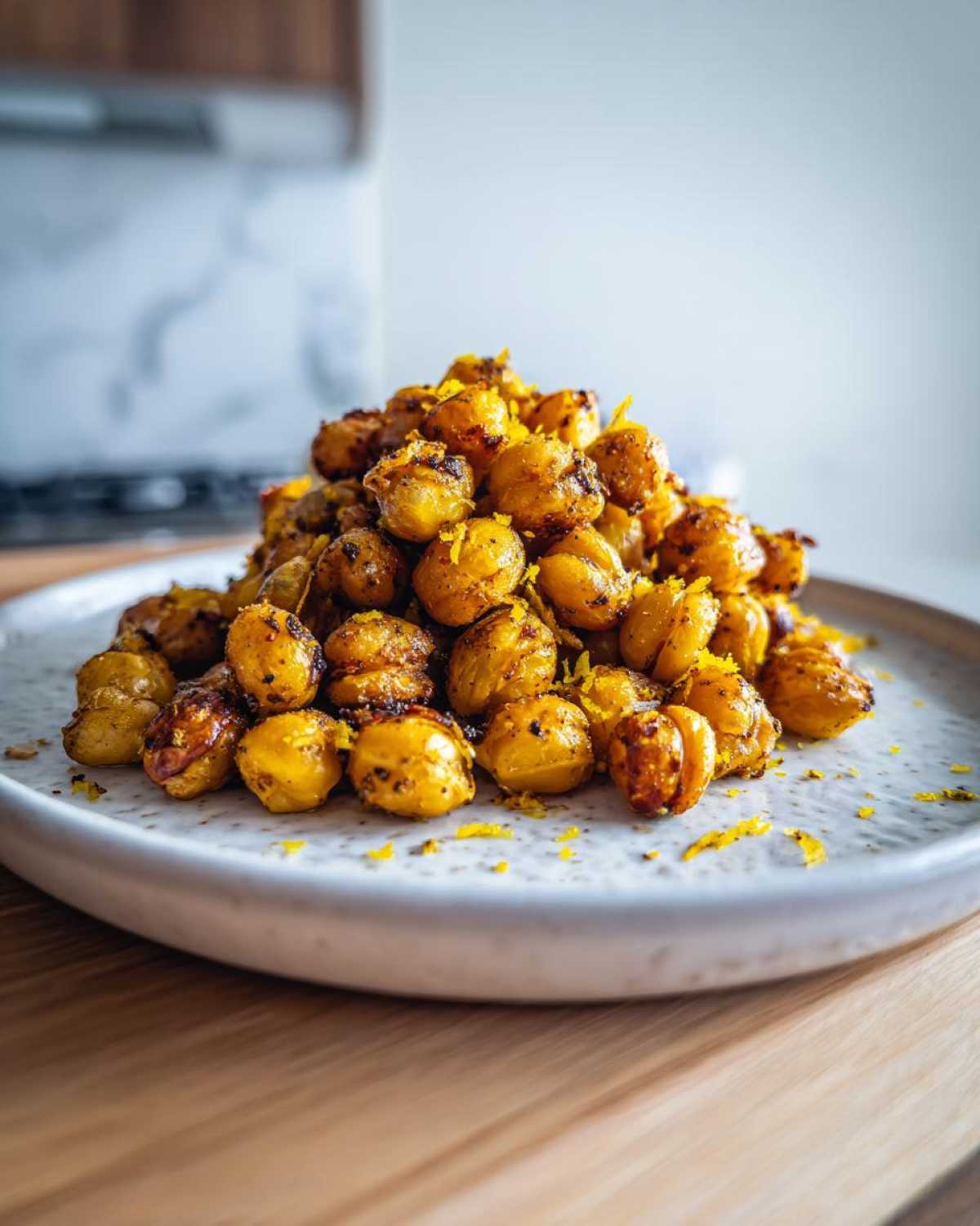 Lemon Garlic Roasted Chickpeas - detail 3